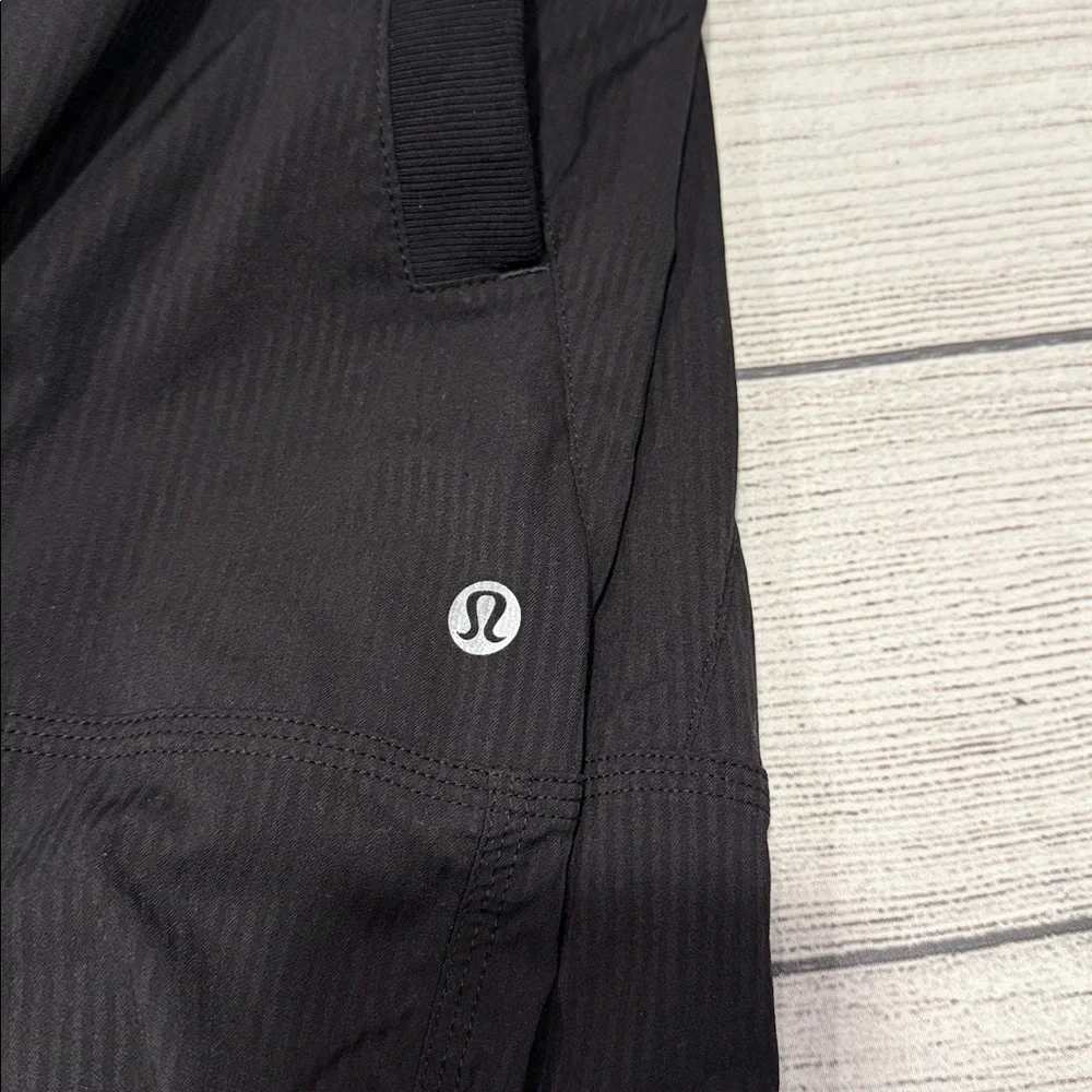 🍋Women’s Lululemon Dance Studio Pant III Lined 32" Size 4 Black W5AERR🍋 - Picture 5 of 16
